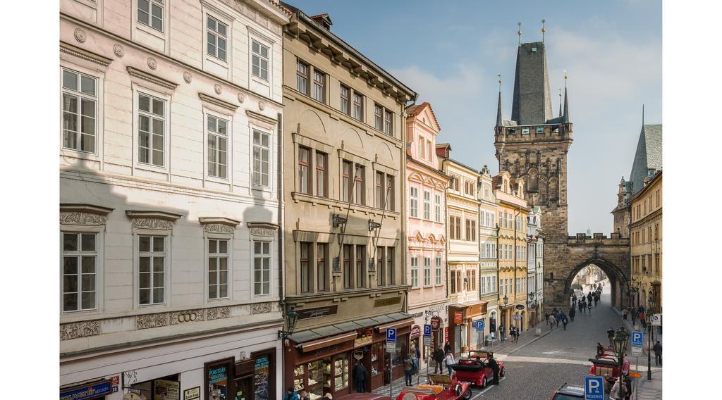 Mostecká 12 Praga