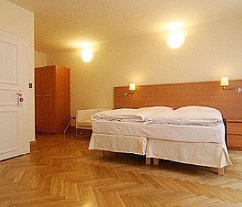 Mostecka 12 Hotel Praga