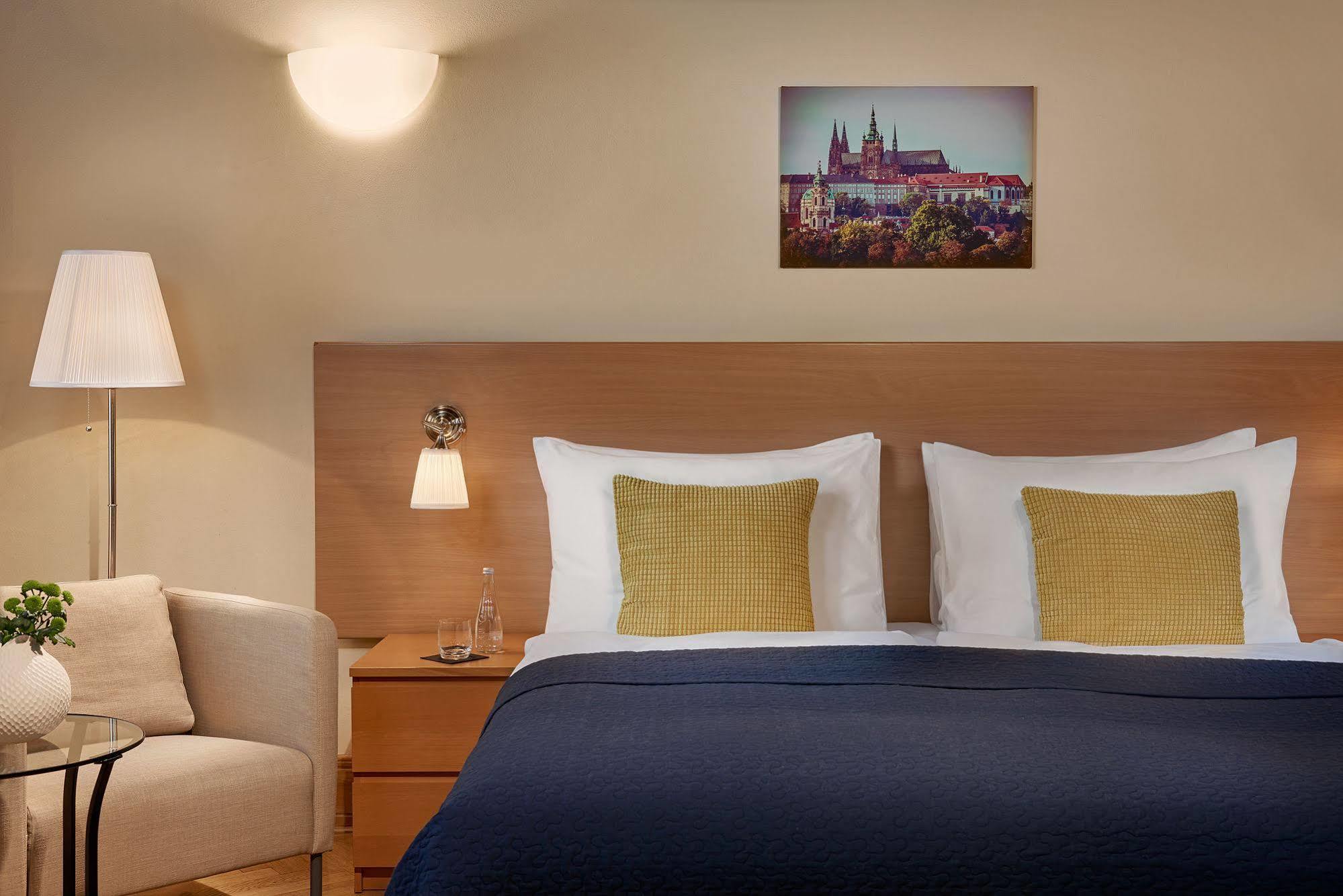 Hotel Mostecka 12 Praga